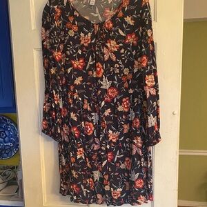 Old Navy Navy Floral Tunic with Red and Cream Accents